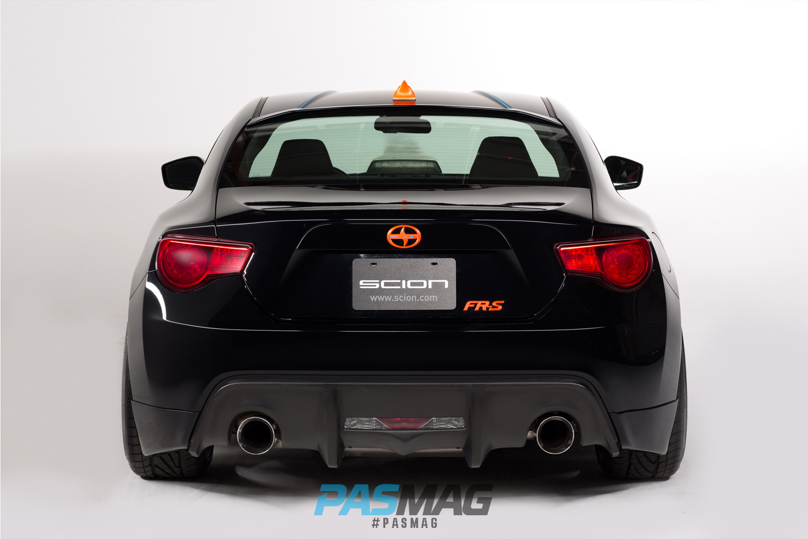 PASMAG Scion 2013 SEMA Show Scion FRS DJ Steve Aoki Art Car 008