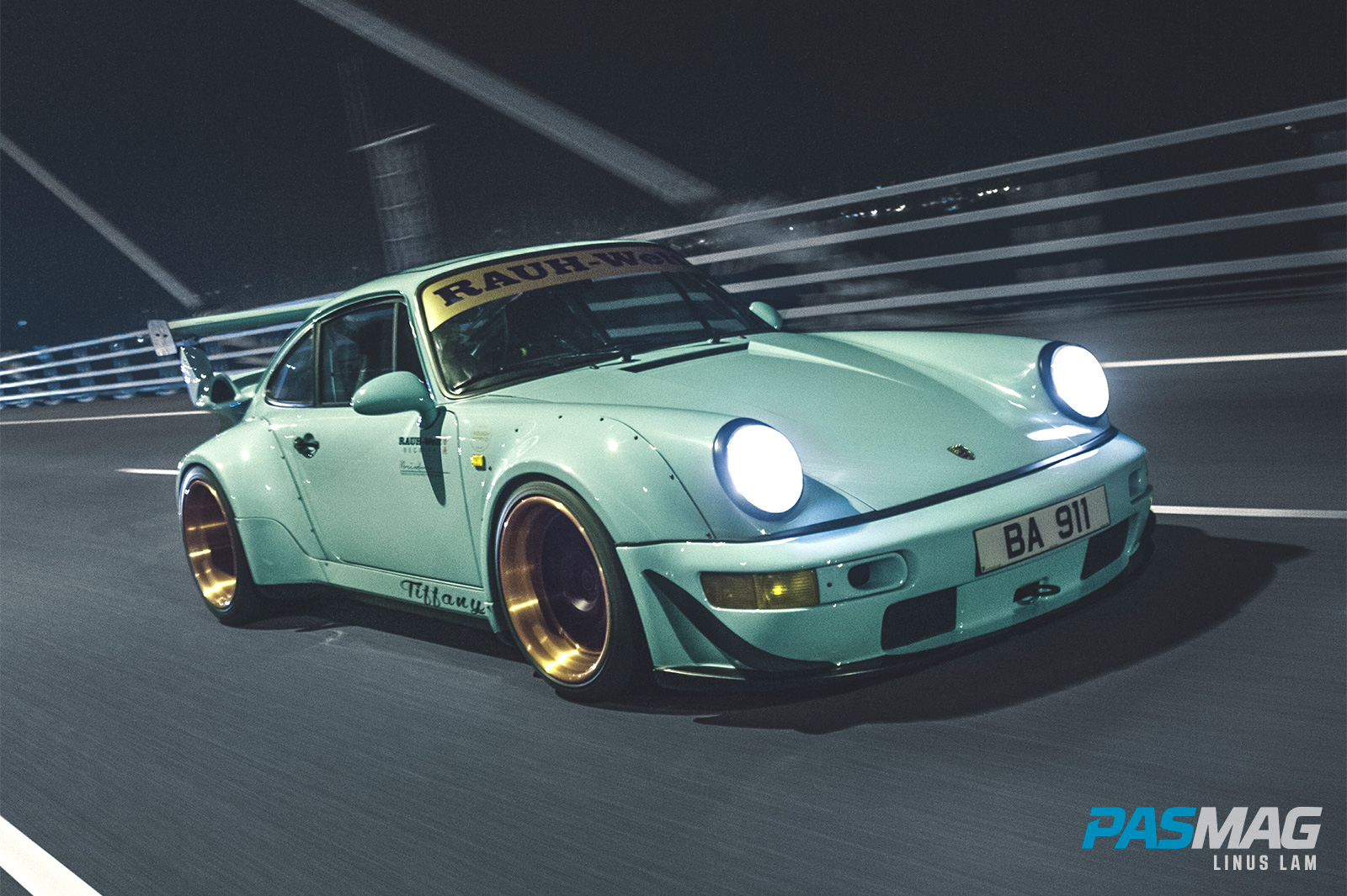 ReinART.Design 1990 Porsche 911 964: RWB HK Tiffany (Photo by Linus Lam)
