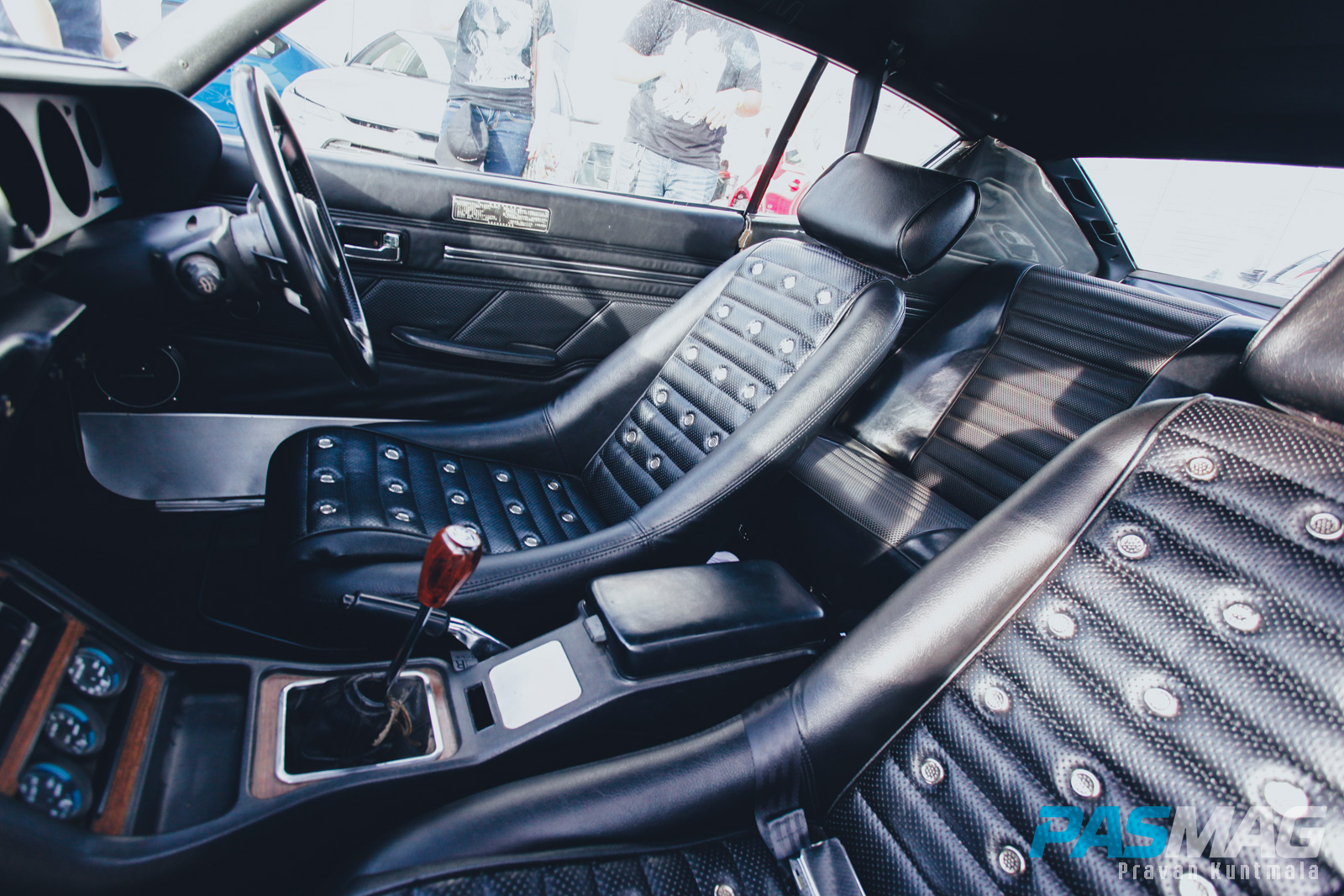 PASMAG Nostalgic Grains Trending Datsun 240Z 260Z 280Z Fairlady Interior Passenger