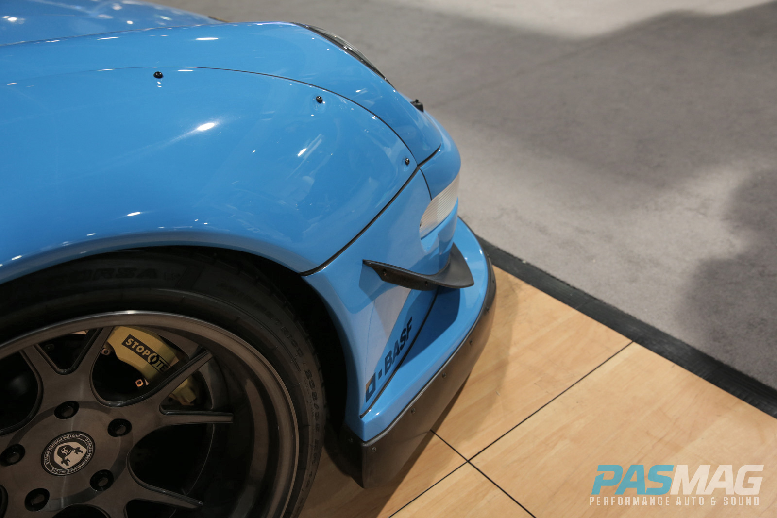 PASMAG Trending SEMA iForged RWB Widebody Porsche 993 BASF Stoptech Pirelli passenger front