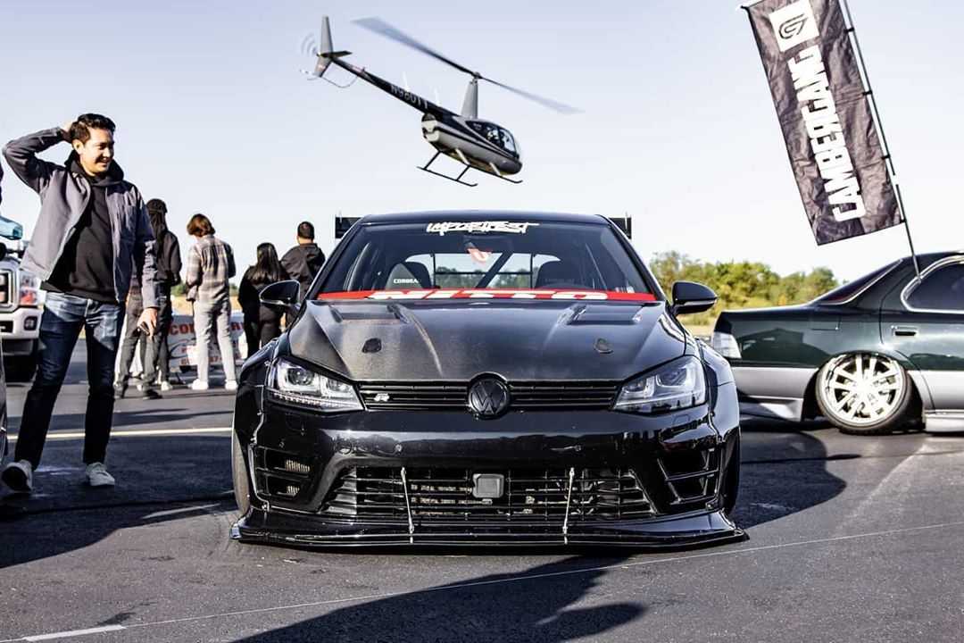 11 Adrian Smith 2016 VW Volkswagen Golf R pasmag