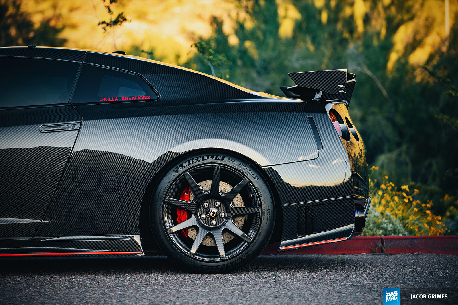 033 Cole Kay 2016 Nissan GTR pasmag