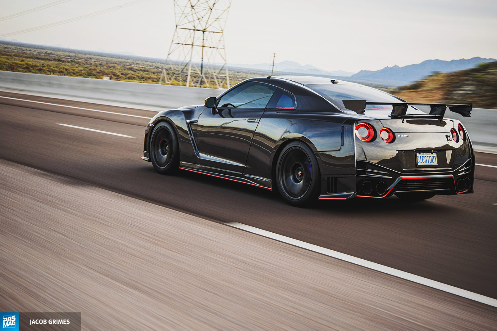 040 Cole Kay 2016 Nissan GTR pasmag