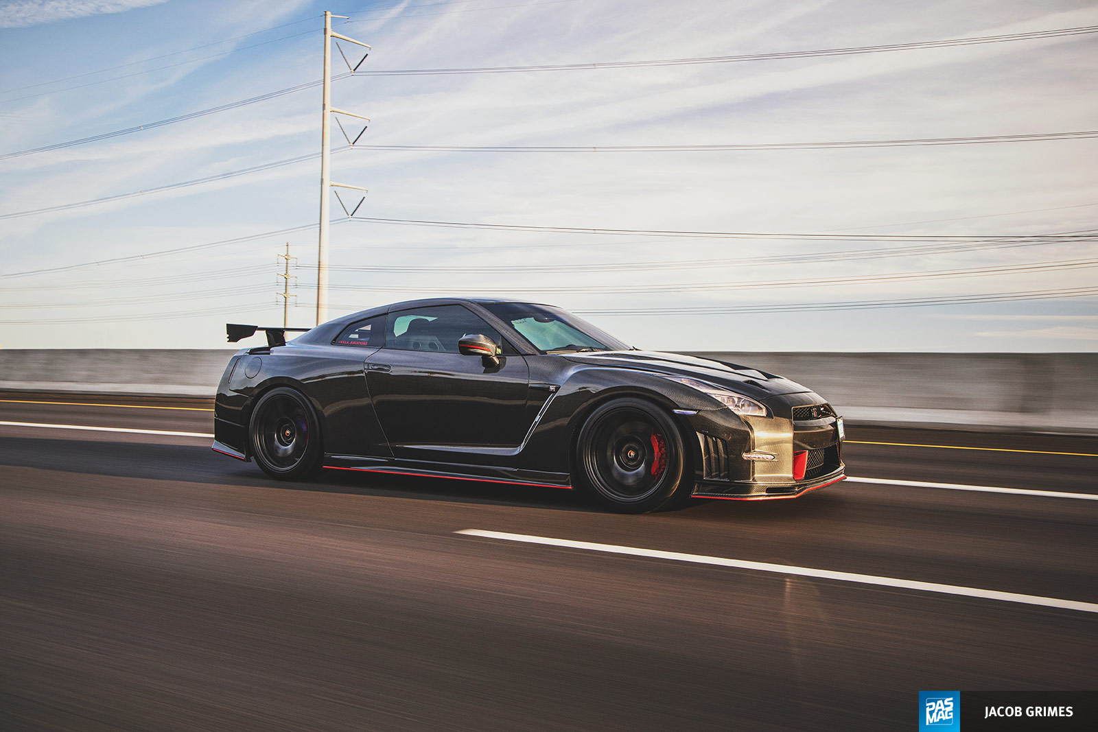 042 Cole Kay 2016 Nissan GTR pasmag