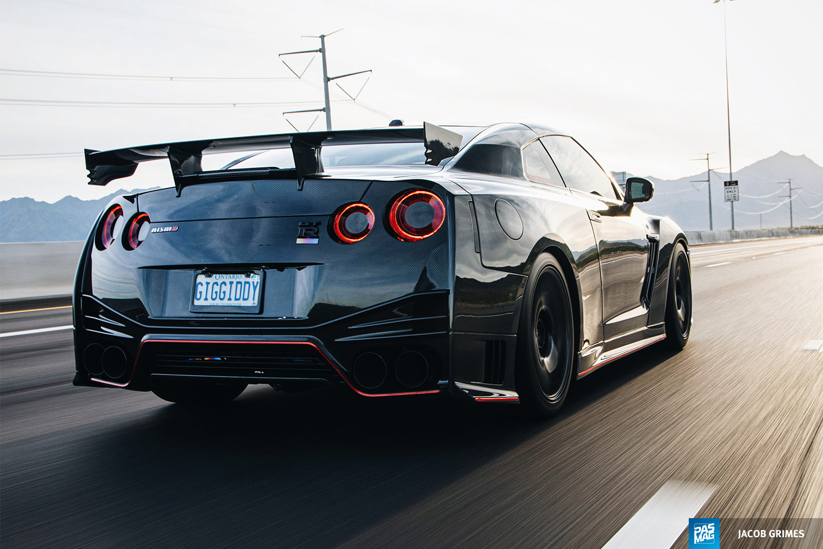 051 Cole Kay 2016 Nissan GTR pasmag