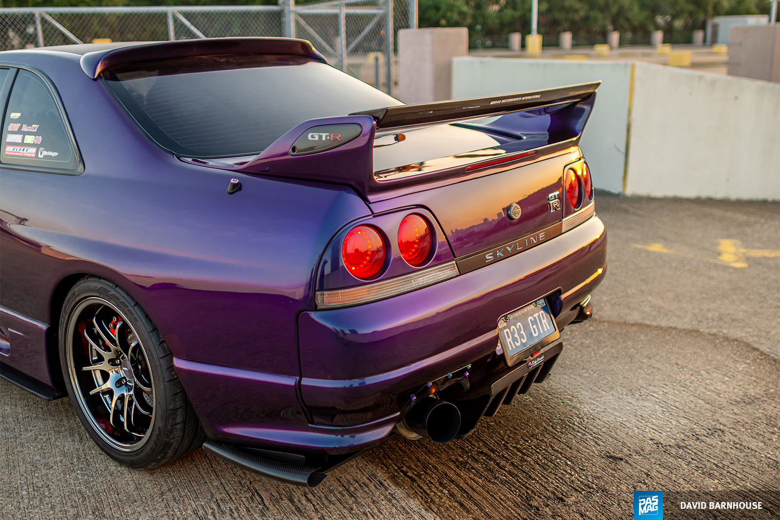 24 Eric Strickland 1995 Nissan Skyline GTR pasmag