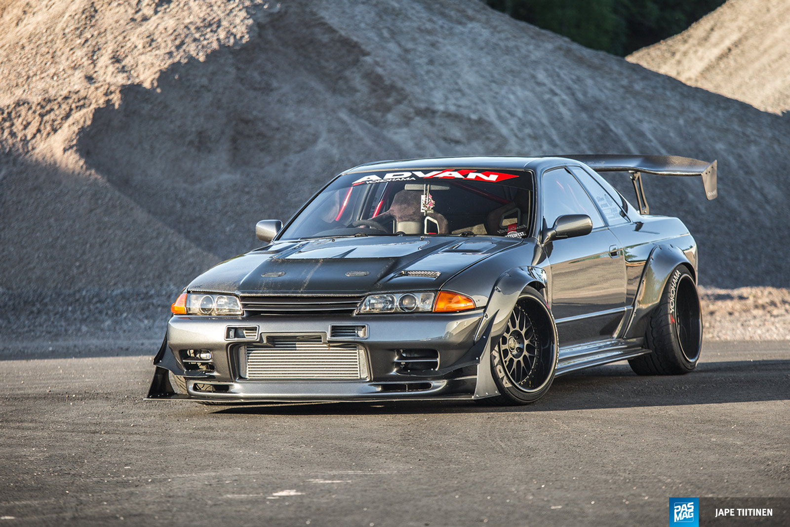 01 Tony Kakku 1991 Nissan Skyline GT R pasmag