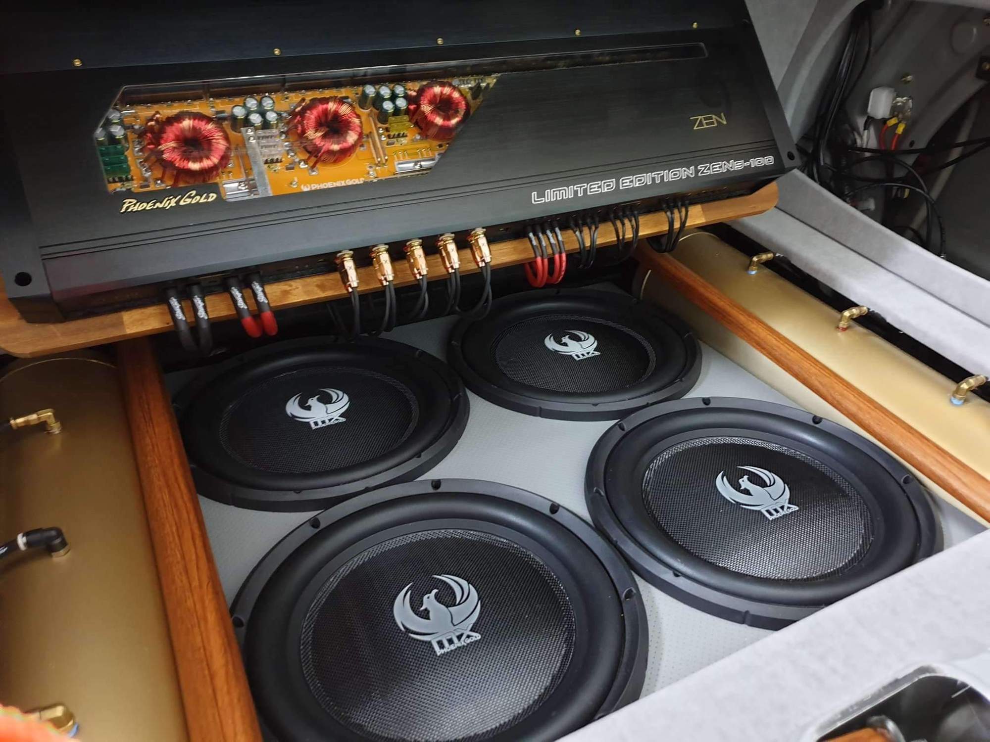 phoenix gold mx 12 dual 4 ohm 300w slim subwoofer pasmag 05