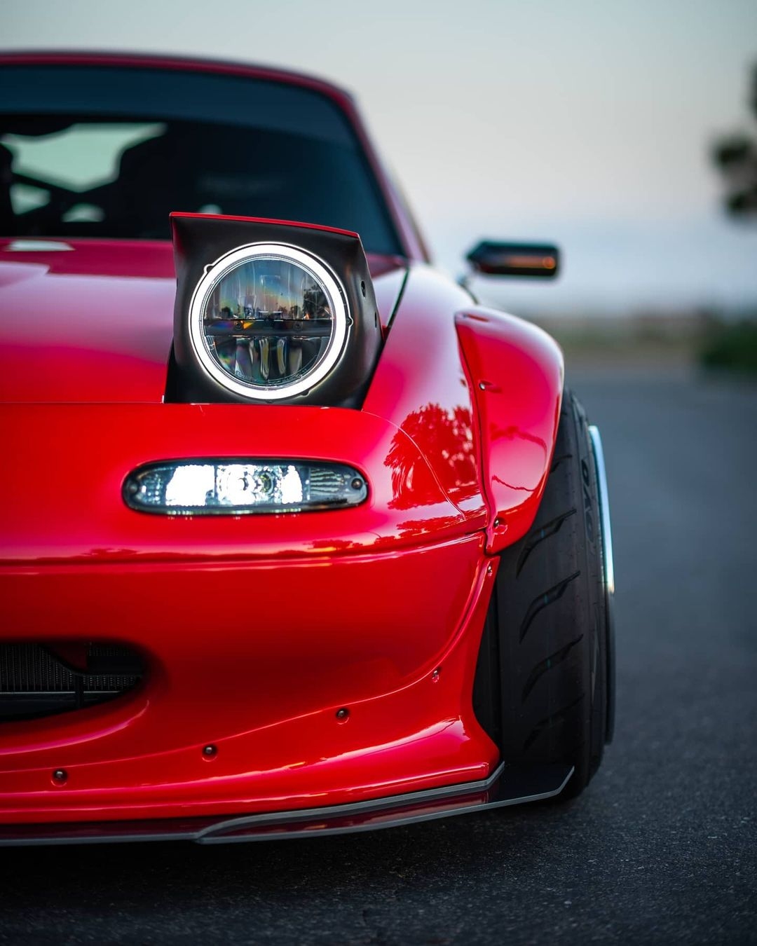 Dionne Mascunana's Miata Headlight PopUp Mod Box PASMAG is the