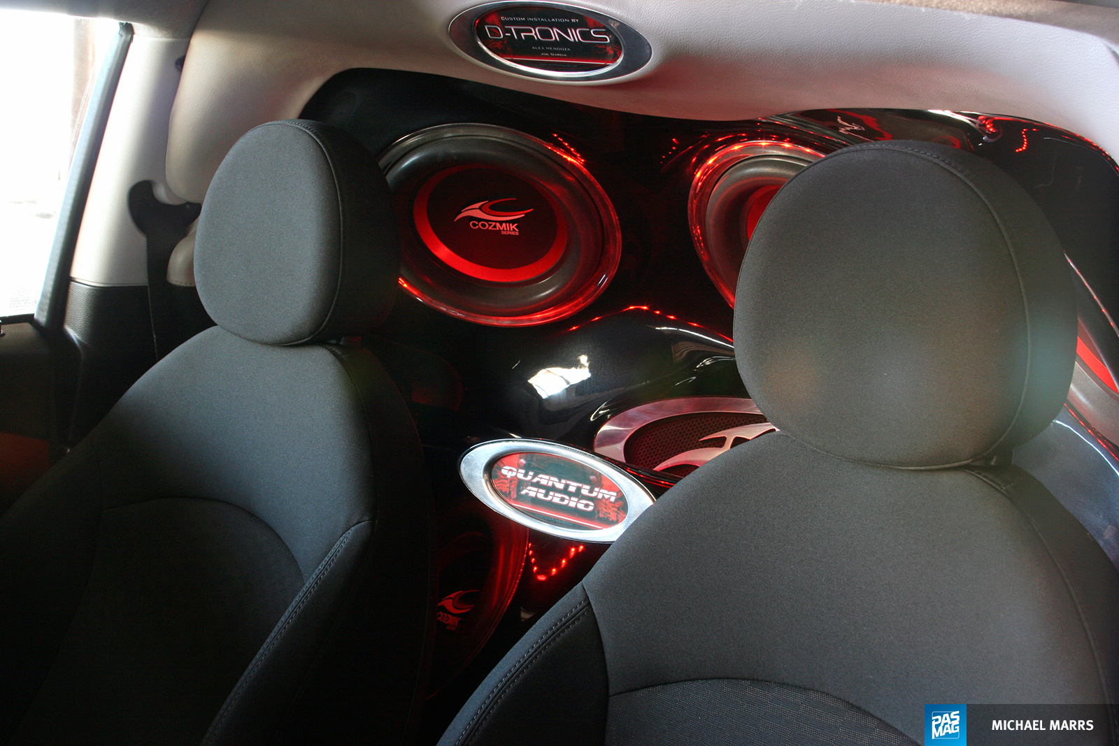 21 Quantum Audio Mini Cooper S pasmag