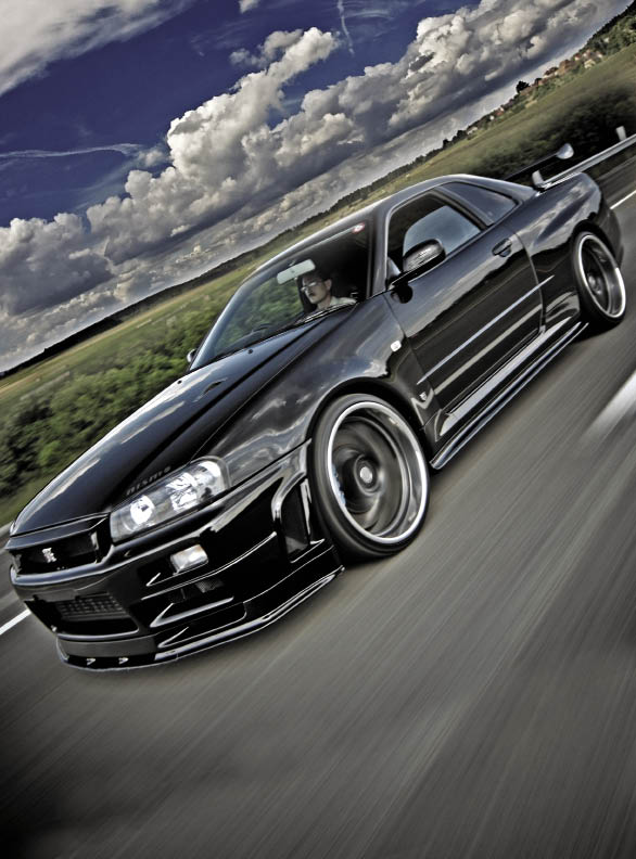 sKYLINE_gt-r_r341FLAT_opt